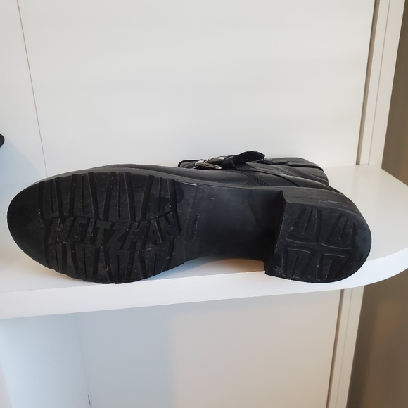 Stuart Weitzman black moto books sz 8w - Picture 3 of 3